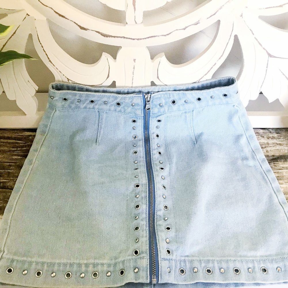 Detailed Denim Skirt